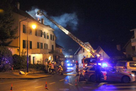 Feu de cheminée à Etoy