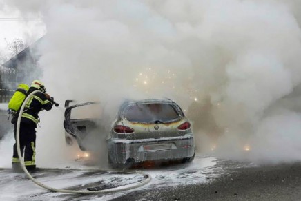 24 Heures – Voiture en feu à Etoy
