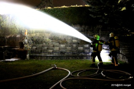 Feu de haie à Lonay
