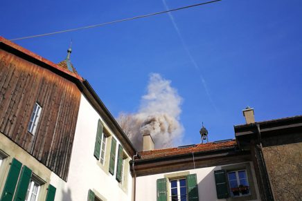 Feu de cheminée à Denens